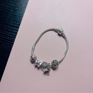 PANDORA BRACELET WITH 5 CHARMS !!